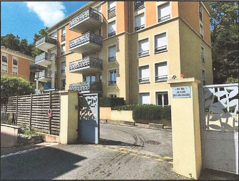 APPARTEMENT À USAGE D'HABITATION – CAGNES SUR MER (06800) photo 1