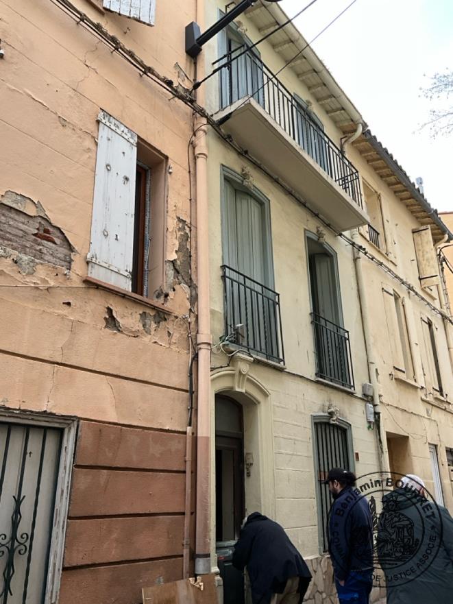 MAISON À USAGE D'HABITATION – PERPIGNAN (66000) MAISON À USAGE D’HABITATION – PERPIGNAN (66000)